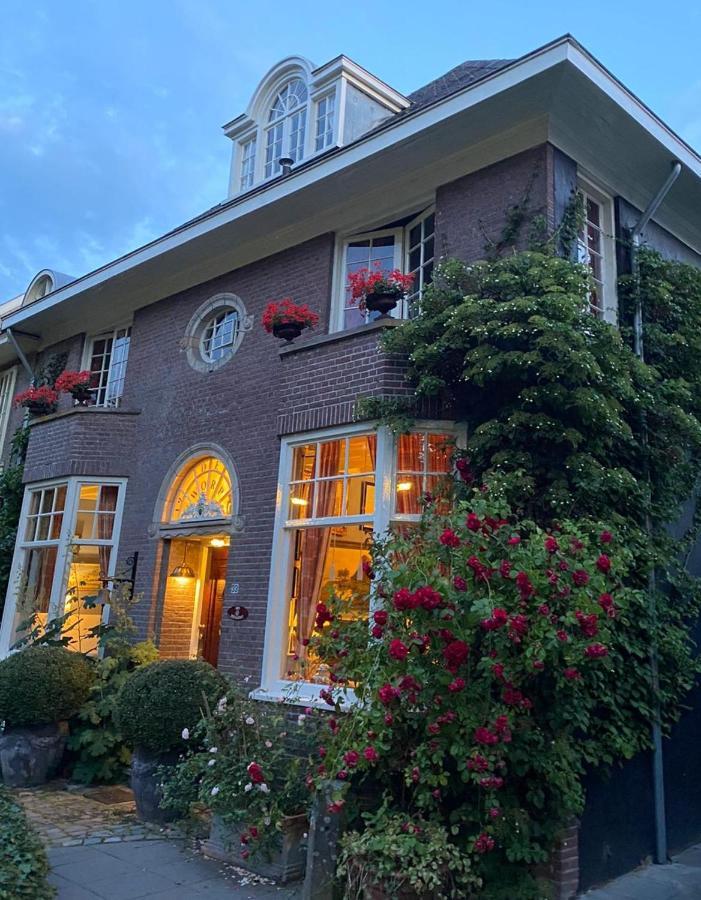 Bed & Breakfast Heritage En Boutique Museumhuis Huize 